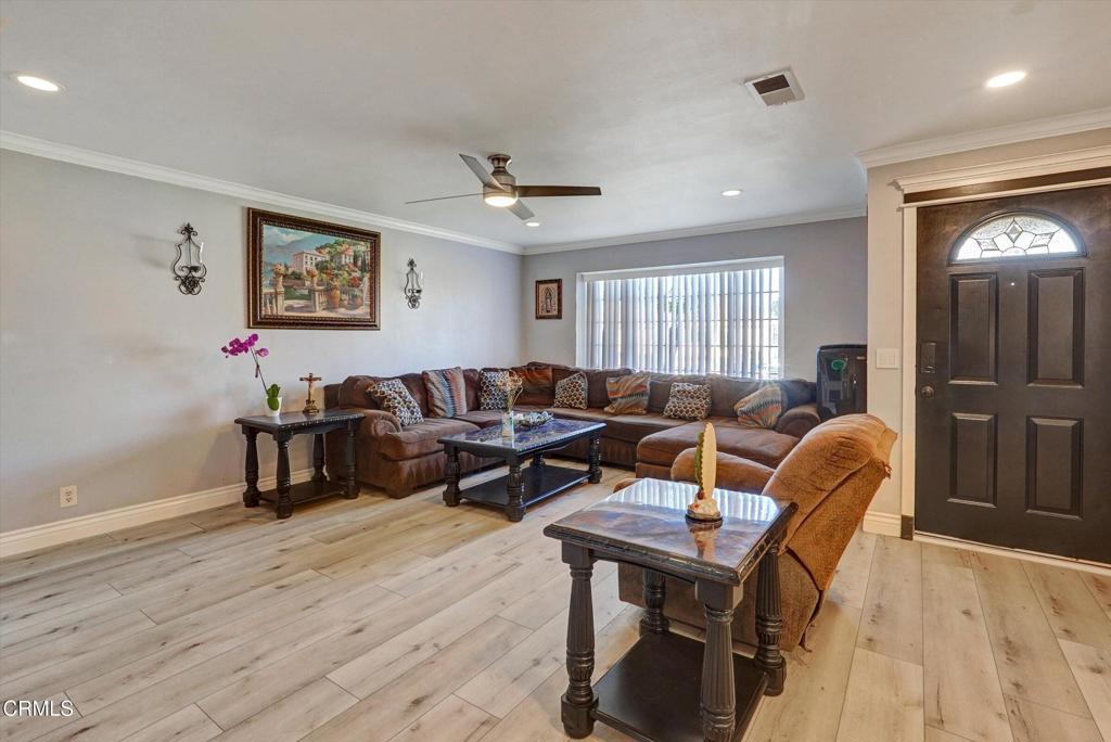 MLS #V1-33692 image #5