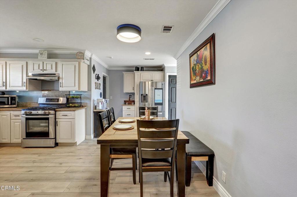 MLS #V1-33692 image #9