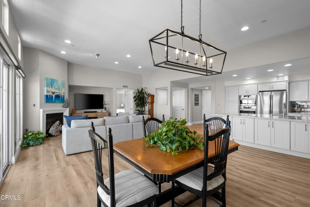 MLS #V1-33701 image #10