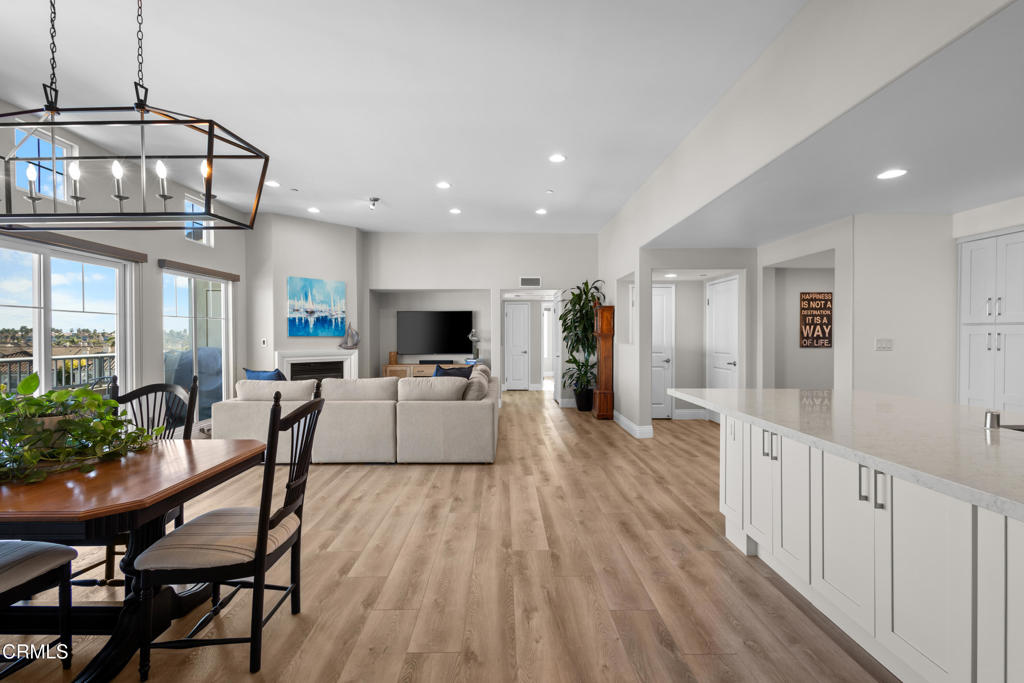 MLS #V1-33701 image #11