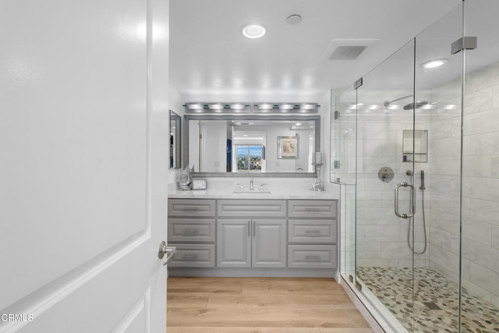 MLS #V1-33701 image #23