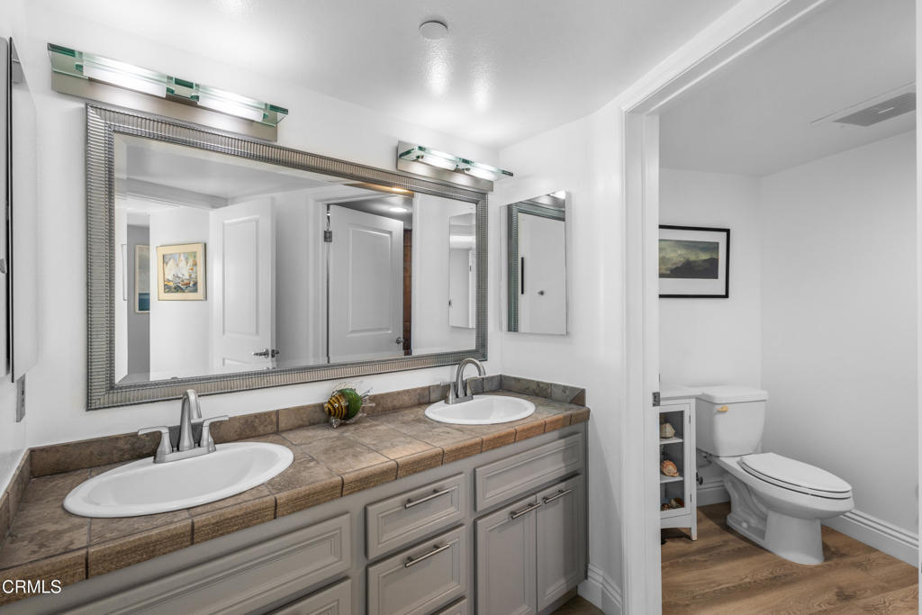 MLS #V1-33701 image #27