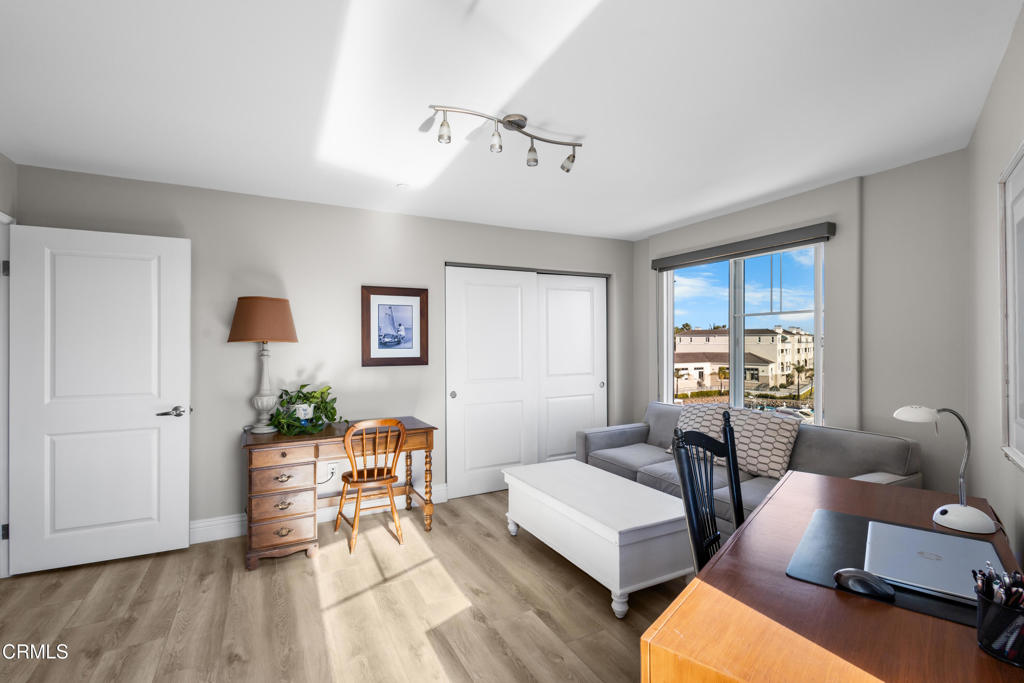 MLS #V1-33701 image #30