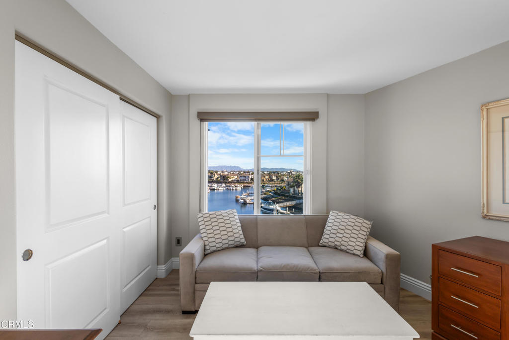 MLS #V1-33701 image #31