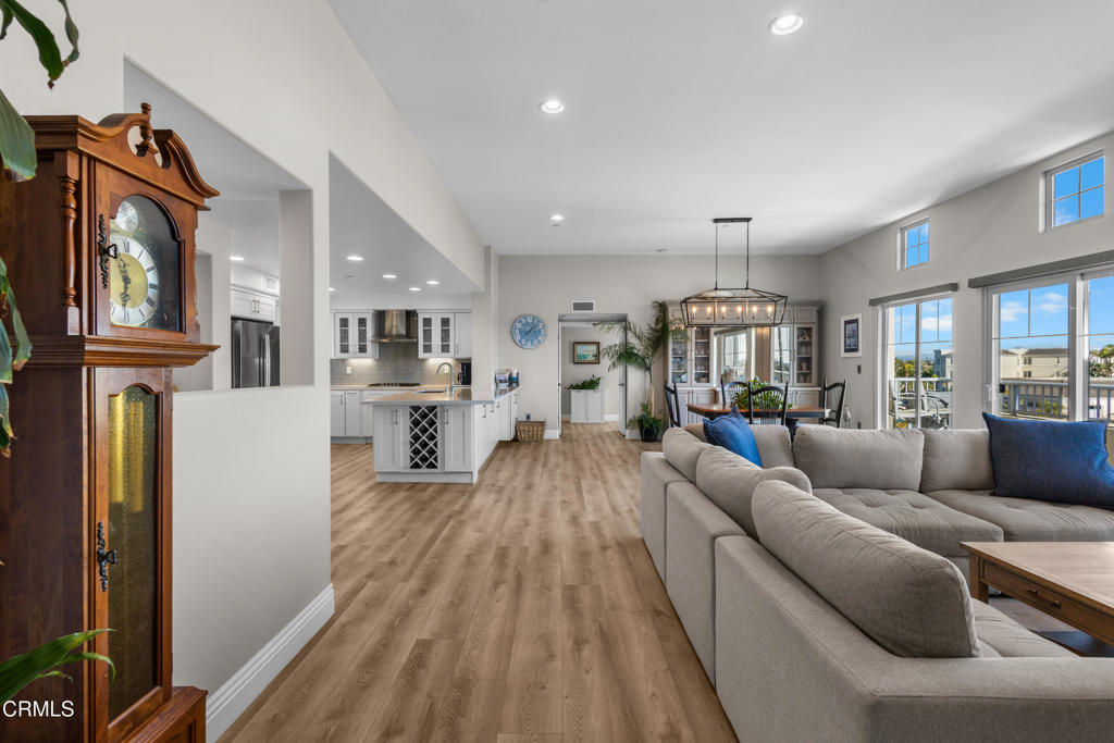 MLS #V1-33701 image #7