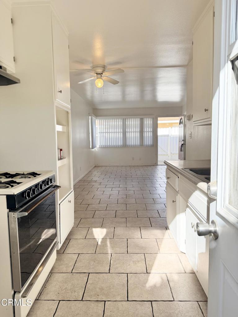 MLS #V1-33702 image #2