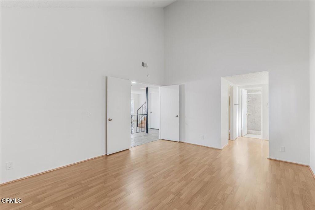 MLS #V1-33705 image #20