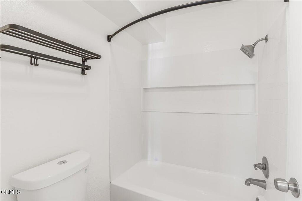 MLS #V1-33705 image #31