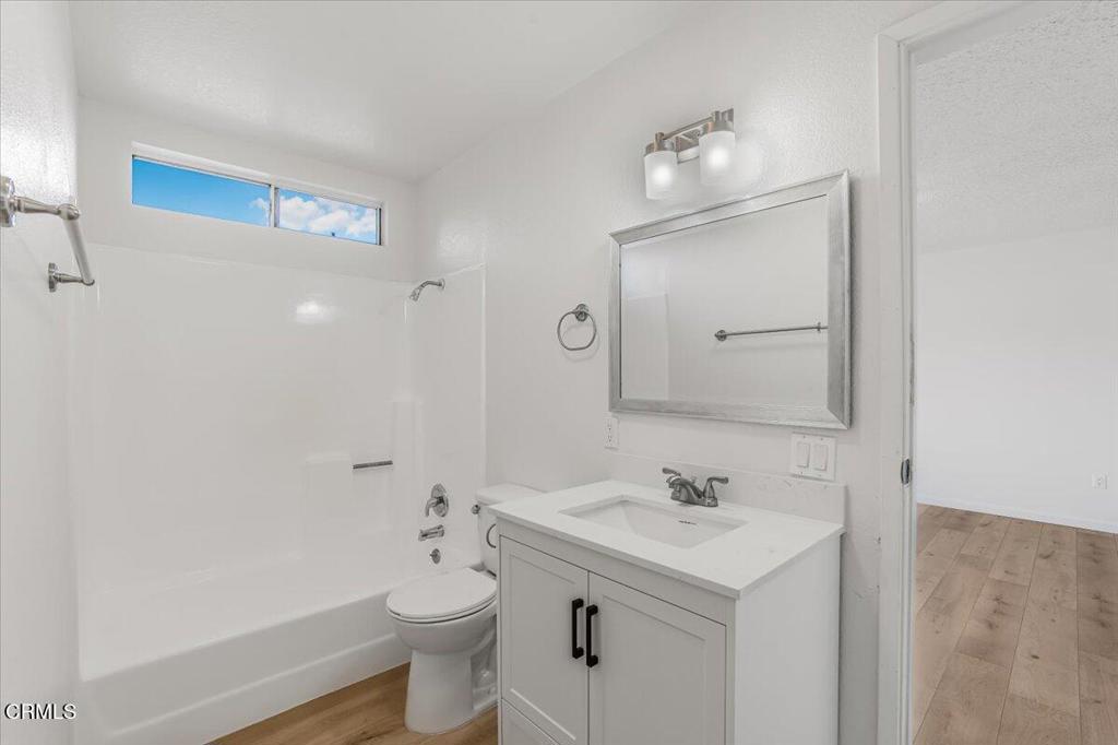 MLS #V1-33705 image #42