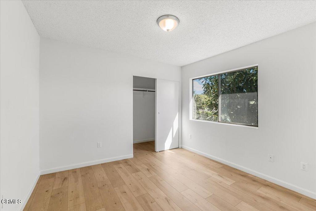 MLS #V1-33705 image #43