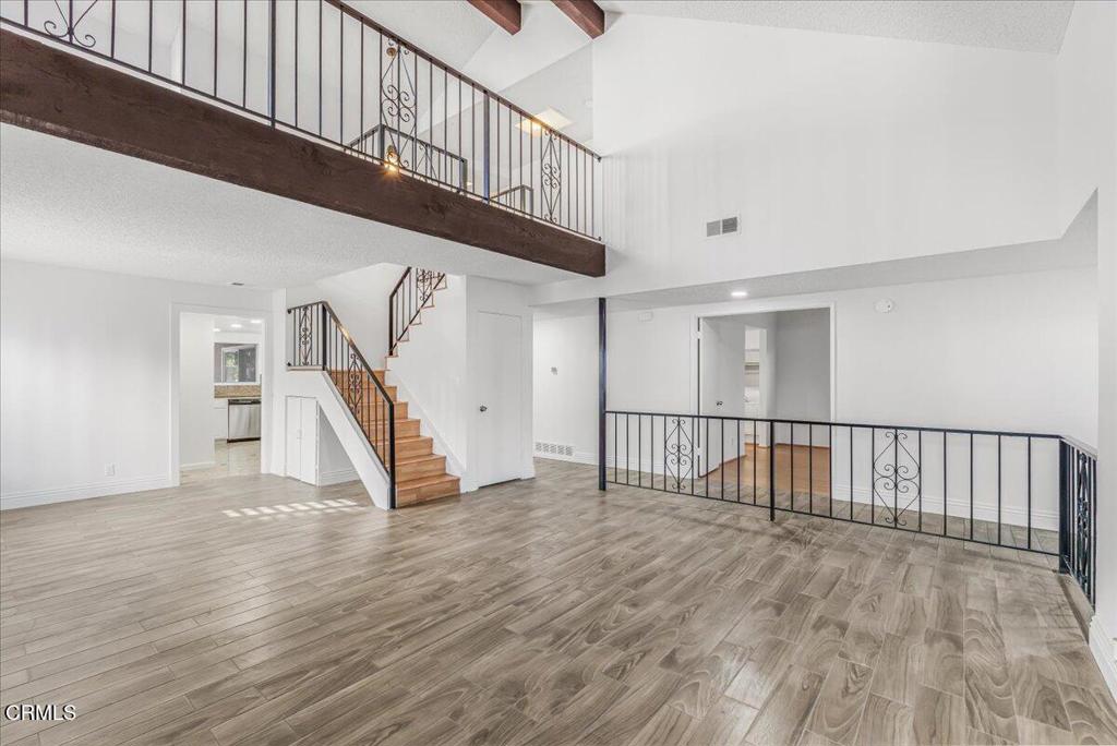 MLS #V1-33705 image #6