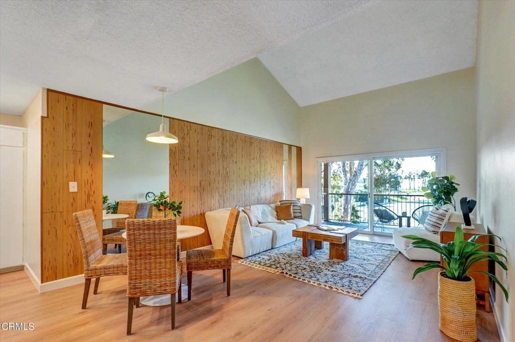 MLS #V1-33706 image #15