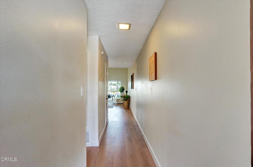 MLS #V1-33706 image #4