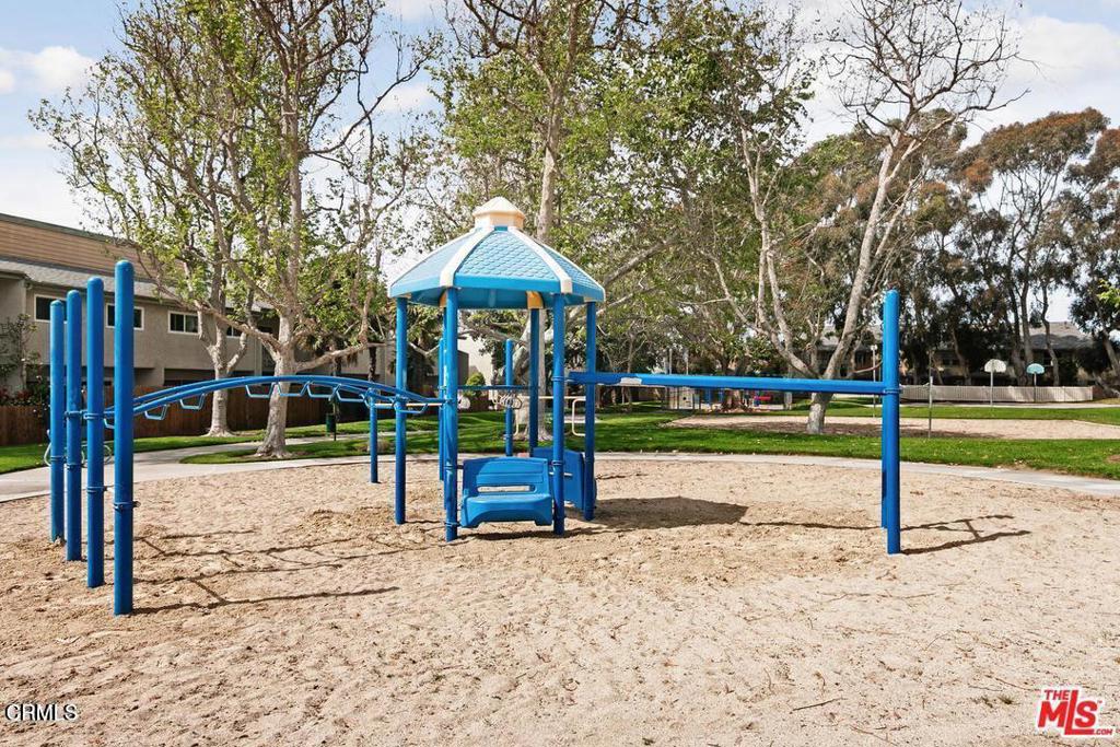 MLS #V1-33706 image #41