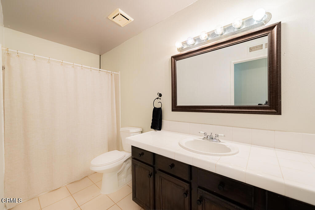 MLS #V1-33707 image #11