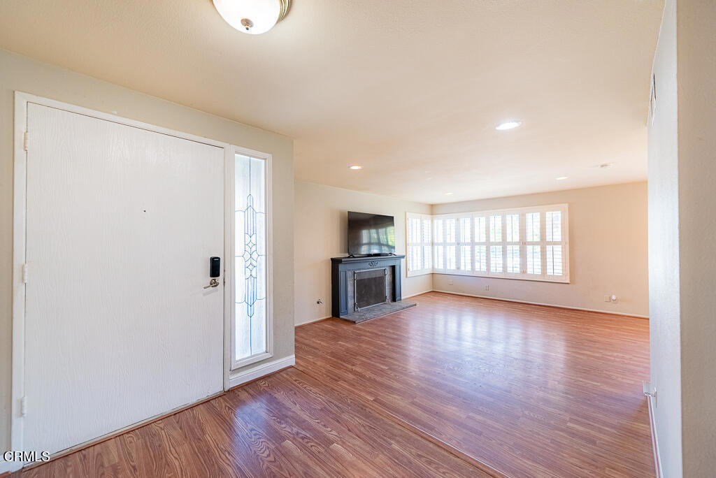 MLS #V1-33707 image #2