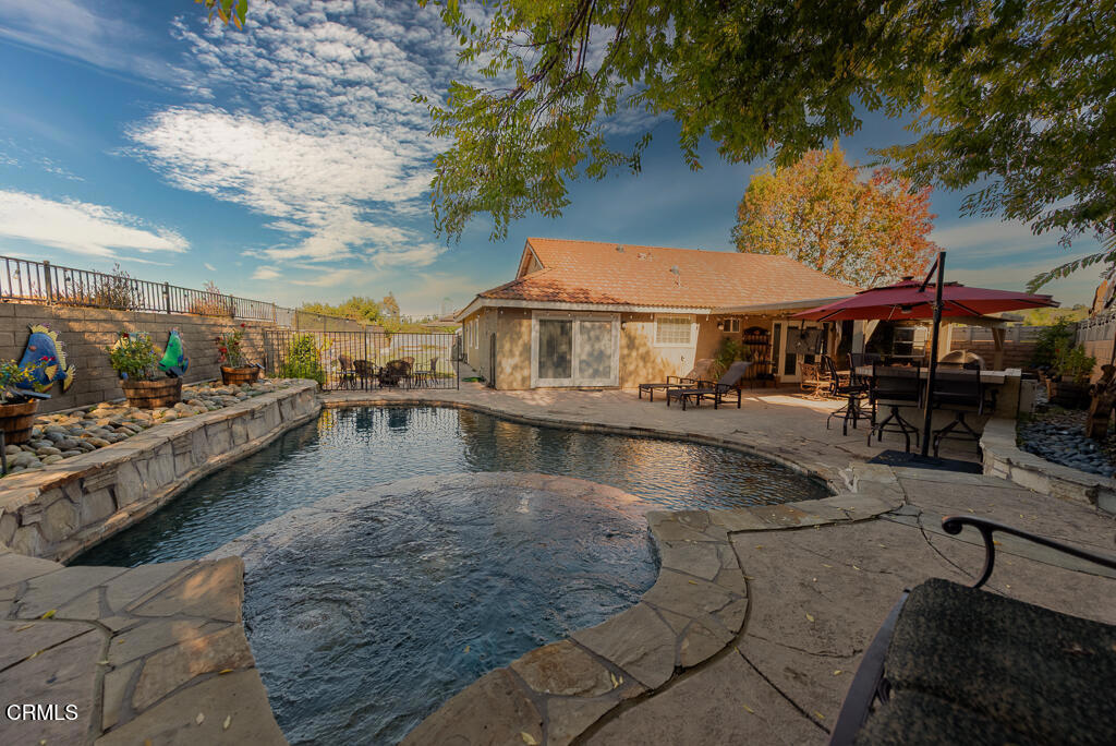 MLS #V1-33707 image #28