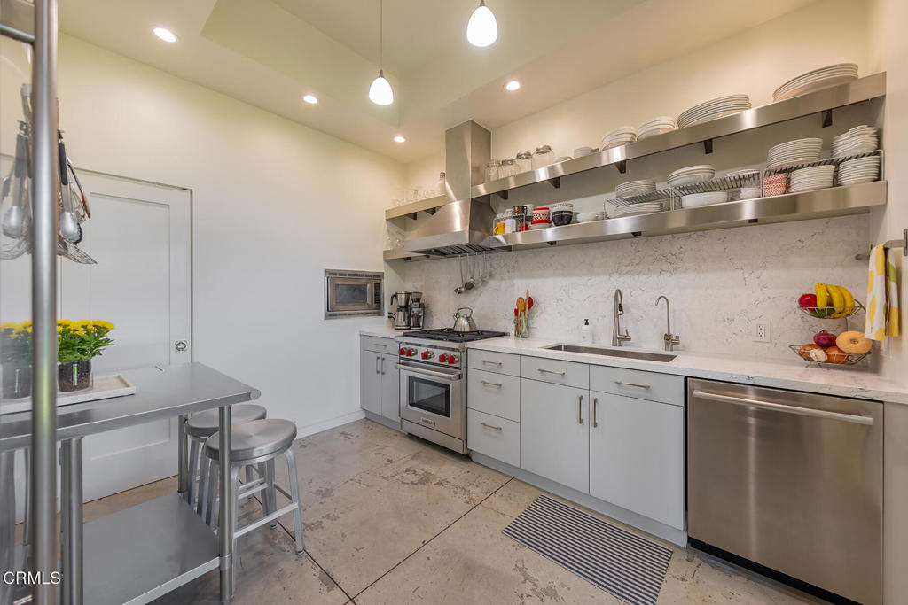 MLS #V1-33708 image #16