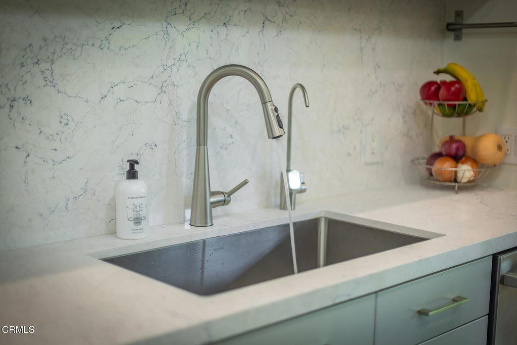 MLS #V1-33708 image #18