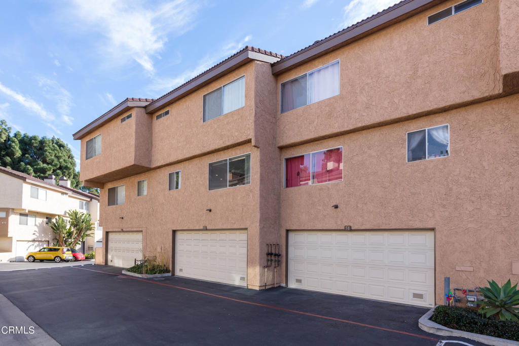 MLS #V1-33712 image #10