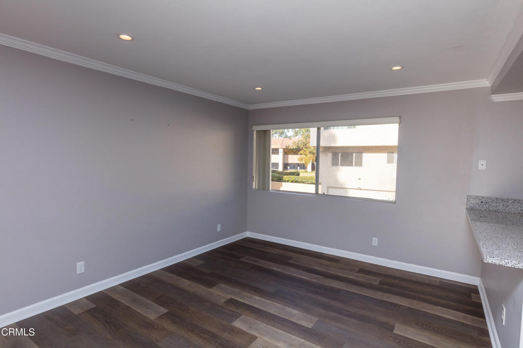 MLS #V1-33712 image #6