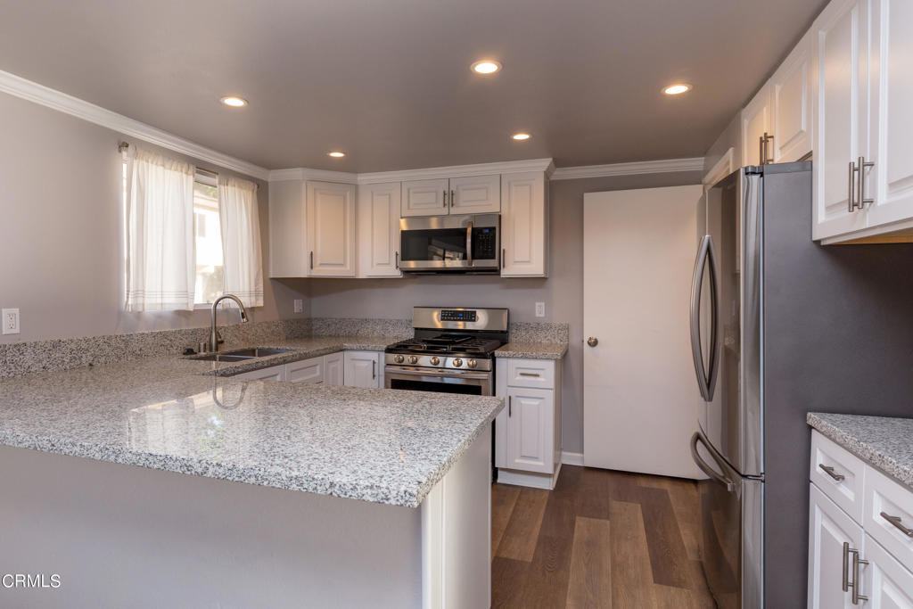 MLS #V1-33712 image #7