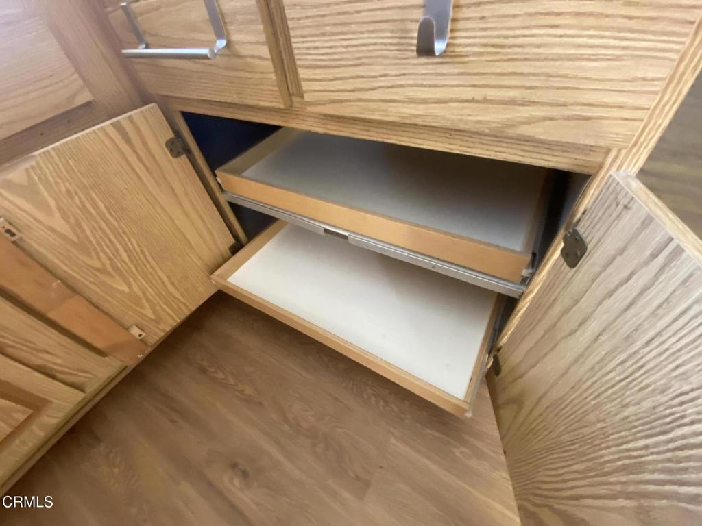 MLS #V1-33713 image #11