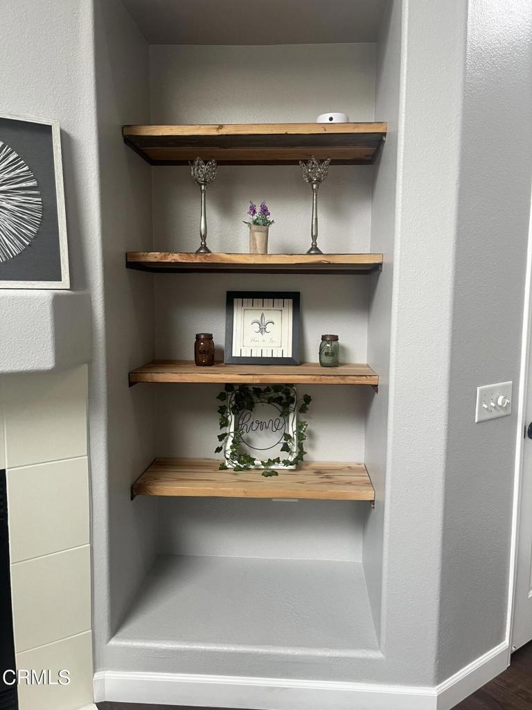 MLS #V1-33714 image #3