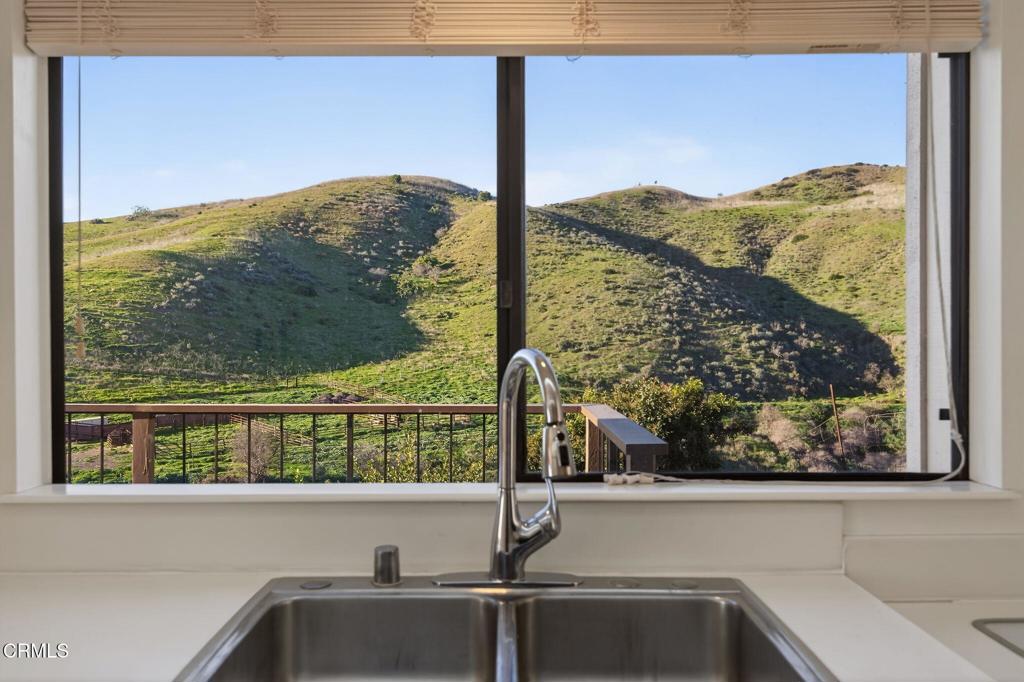 MLS #V1-33716 image #34