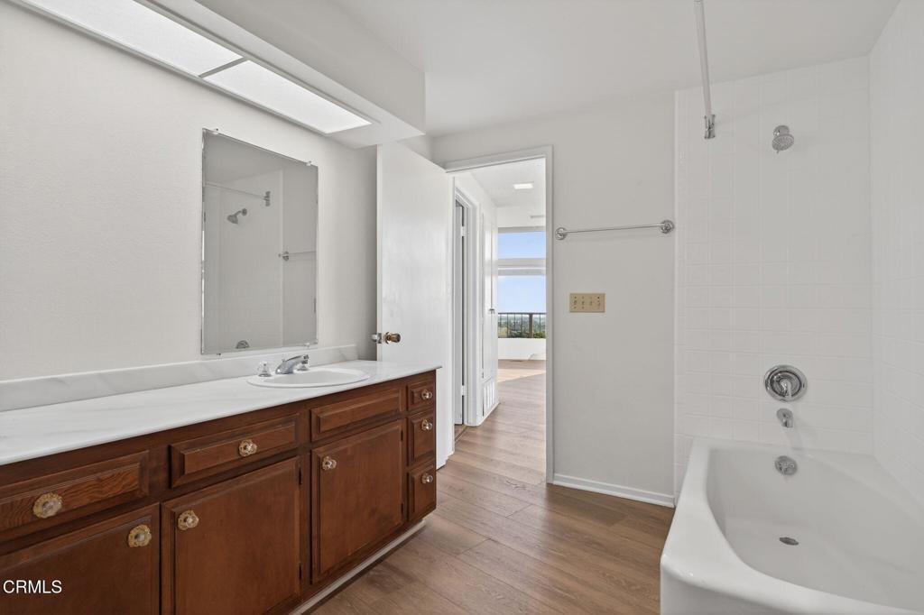 MLS #V1-33716 image #36