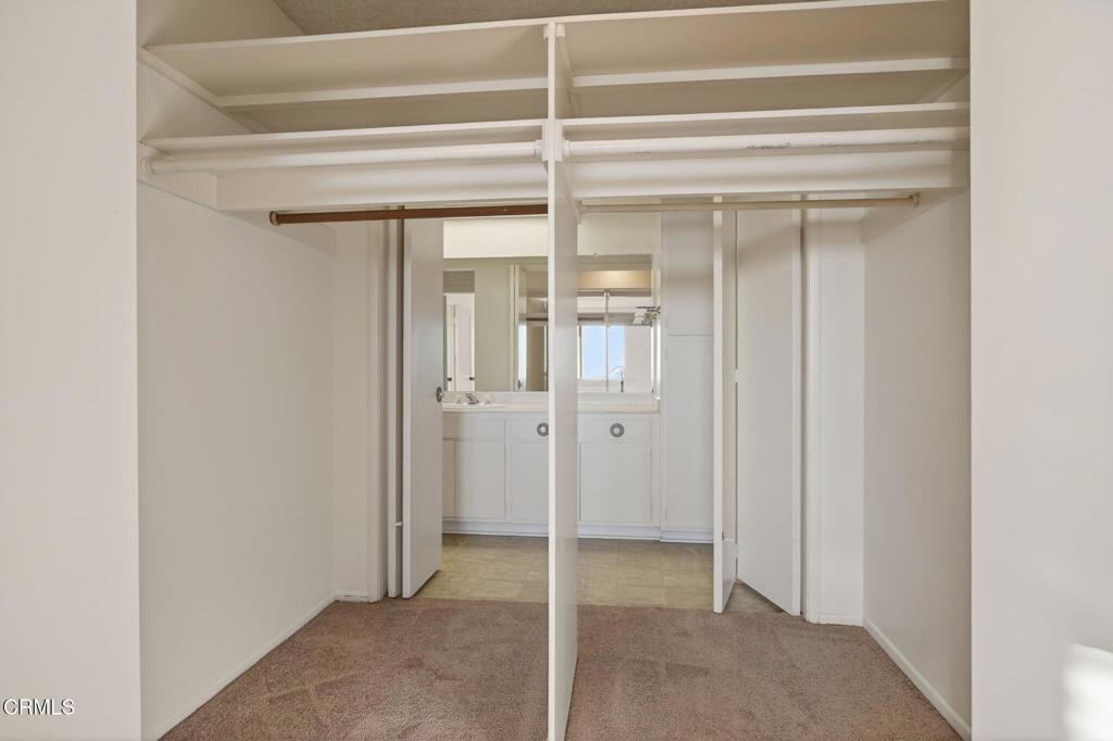 MLS #V1-33716 image #40