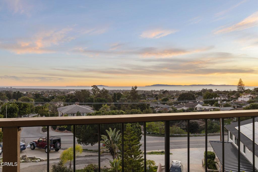 MLS #V1-33716 image #6