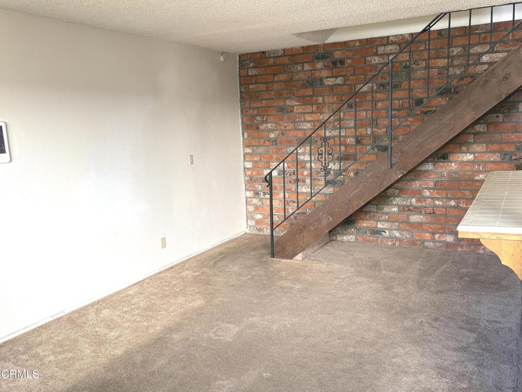 MLS #V1-33718 image #1