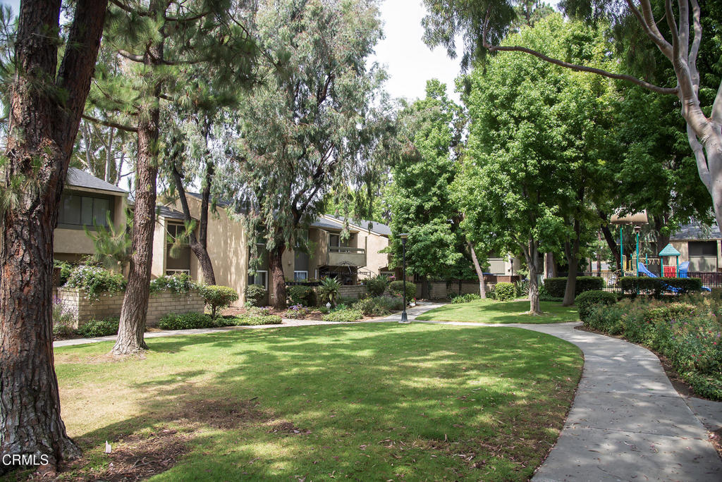 MLS #V1-33721 image #15