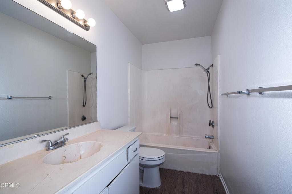 MLS #V1-33721 image #4