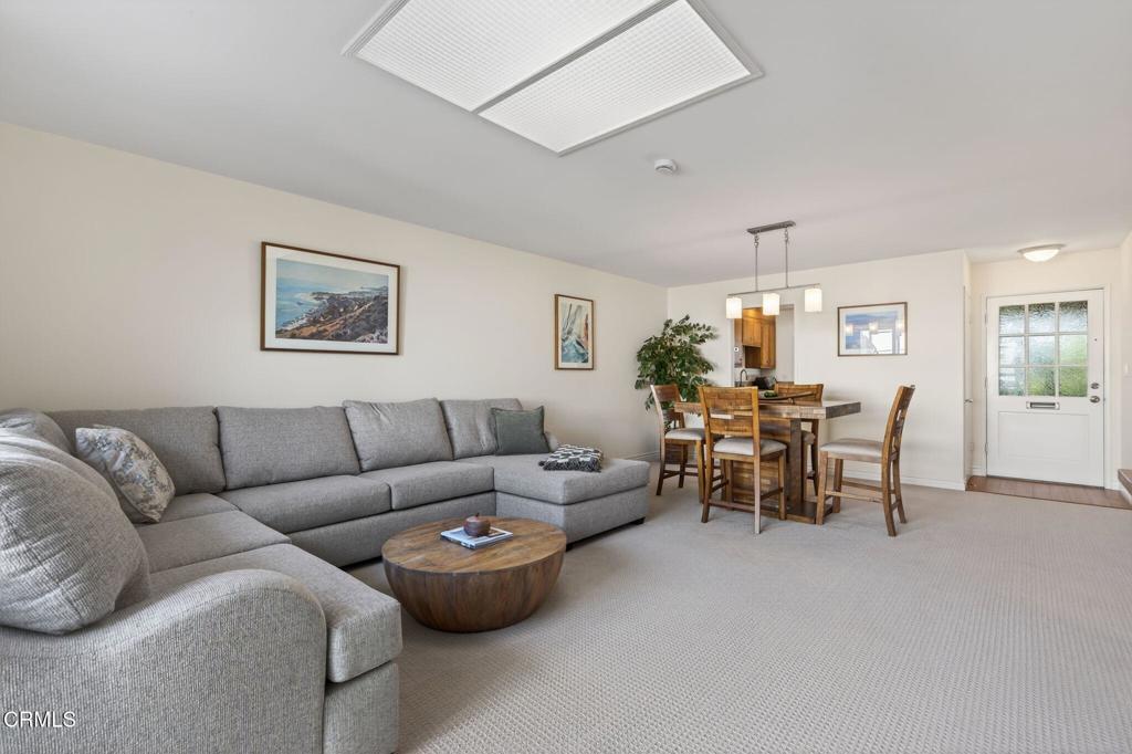 MLS #V1-33722 image #6