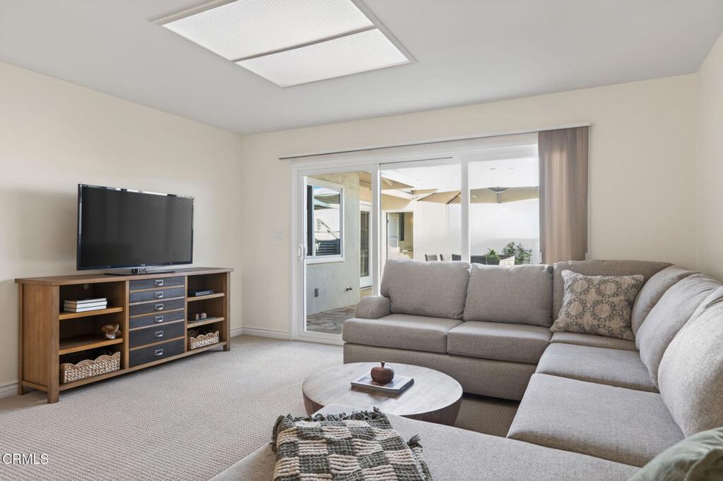 MLS #V1-33722 image #9