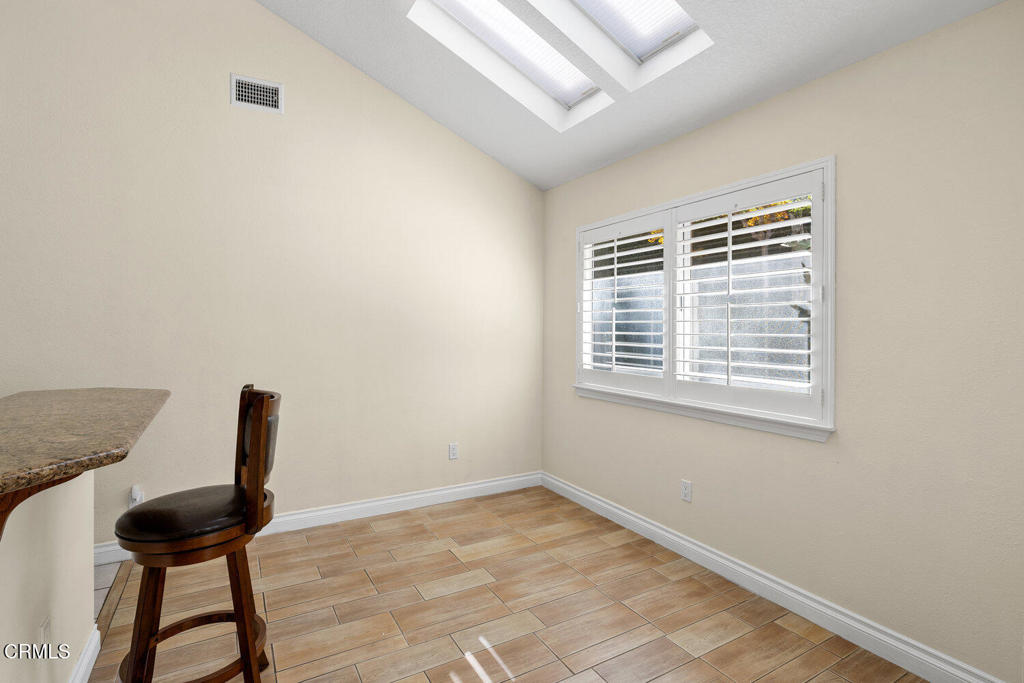 MLS #V1-33726 image #14