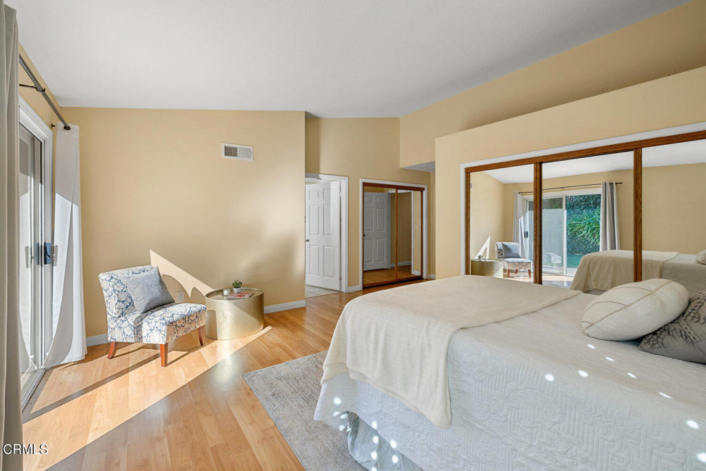 MLS #V1-33726 image #20