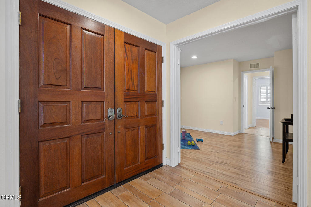 MLS #V1-33726 image #28