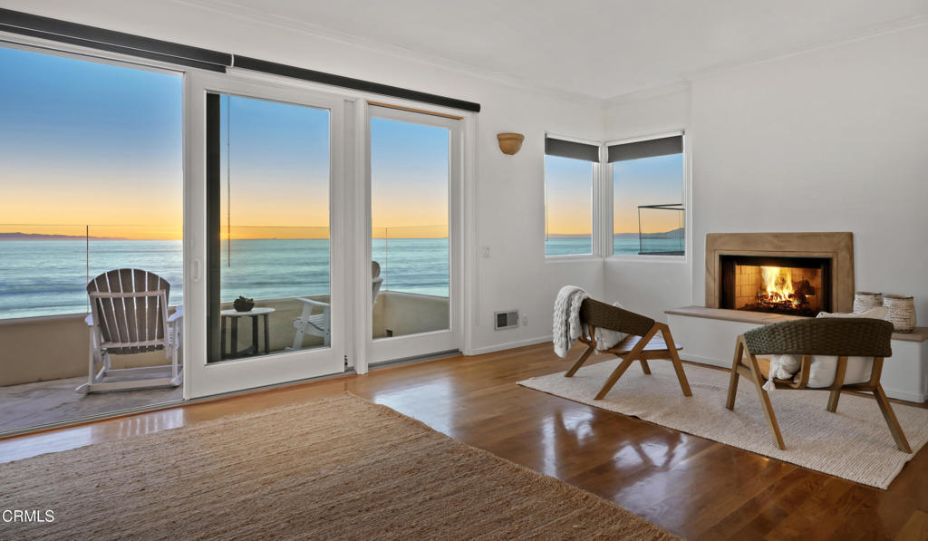 MLS #V1-33727 image #10