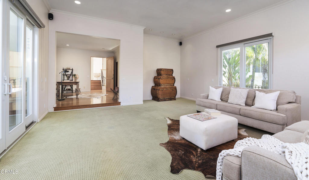 MLS #V1-33727 image #15