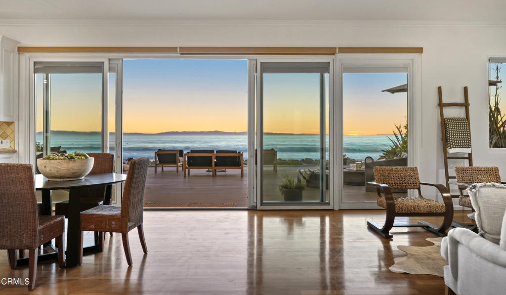 MLS #V1-33727 image #2