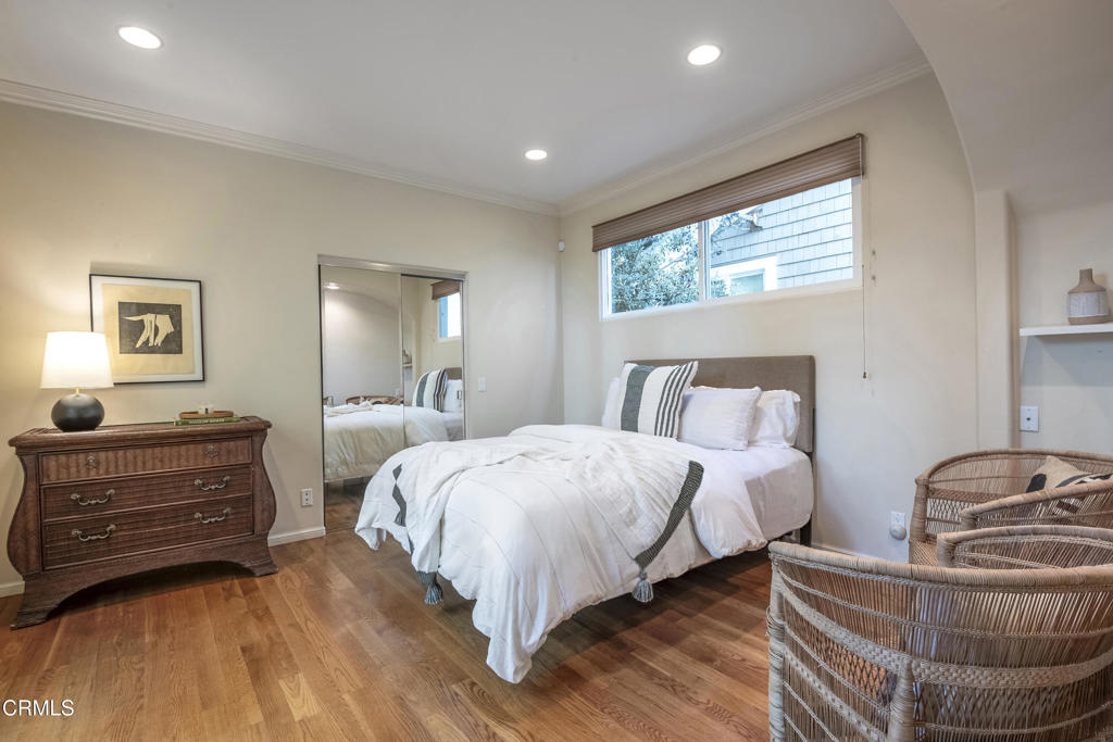 MLS #V1-33727 image #20