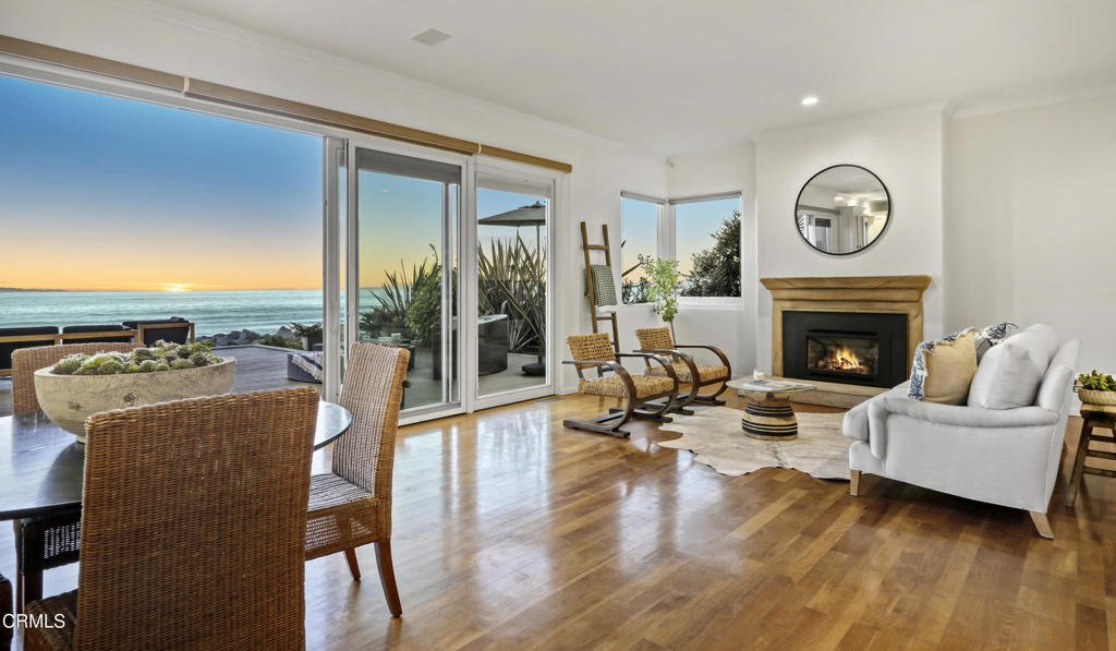 MLS #V1-33727 image #3