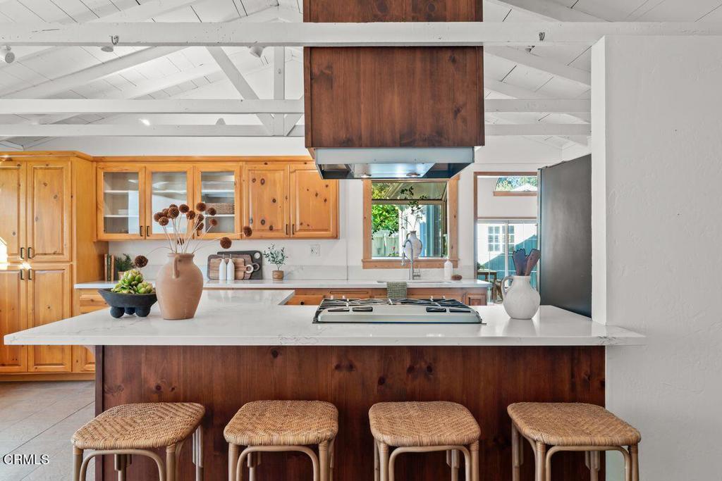 MLS #V1-33729 image #12