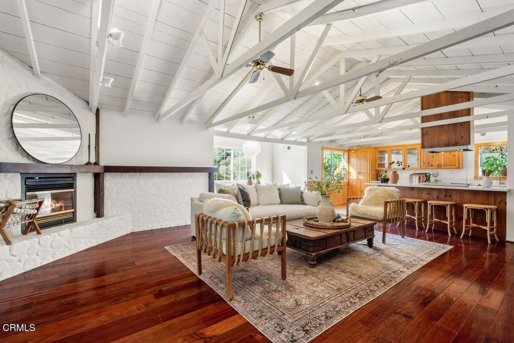 MLS #V1-33729 image #15