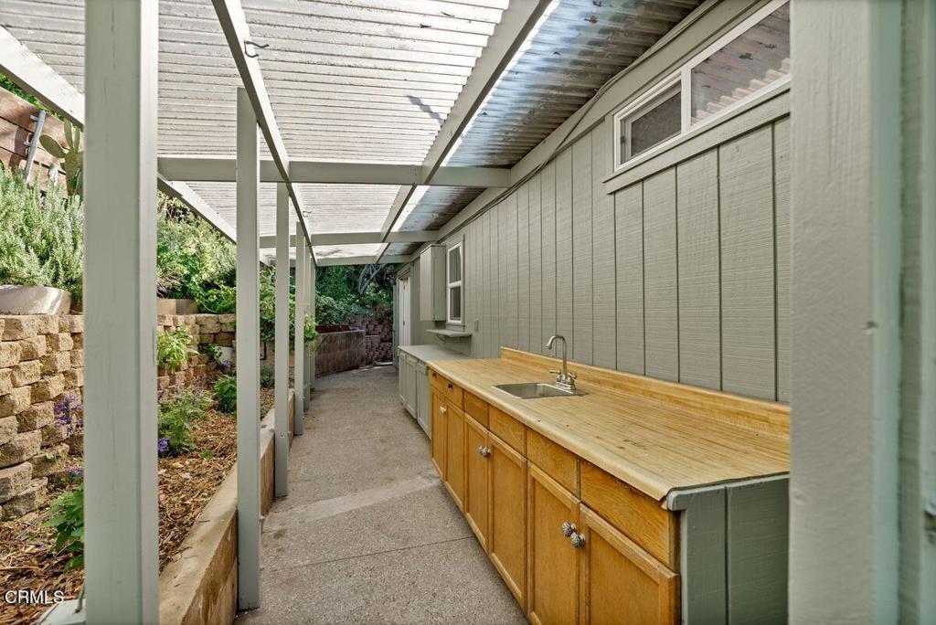 MLS #V1-33729 image #24