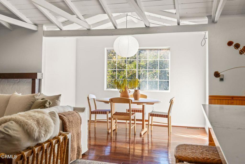 MLS #V1-33729 image #3