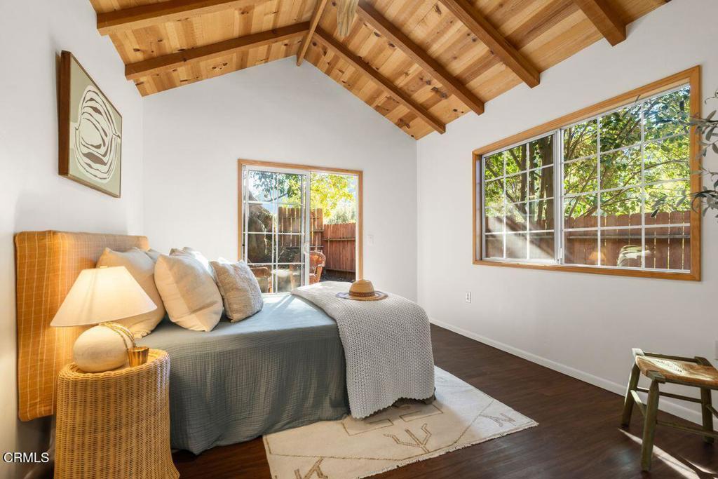 MLS #V1-33729 image #32